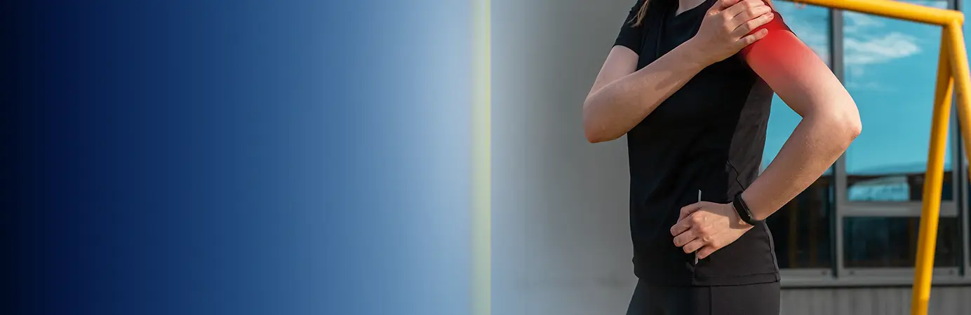 Homem com dor no ombro